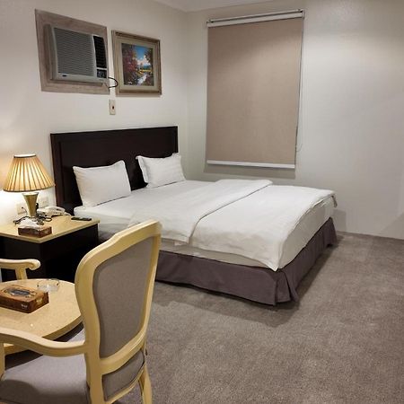 Al Furat Madayin Hotel Riyad Extérieur photo