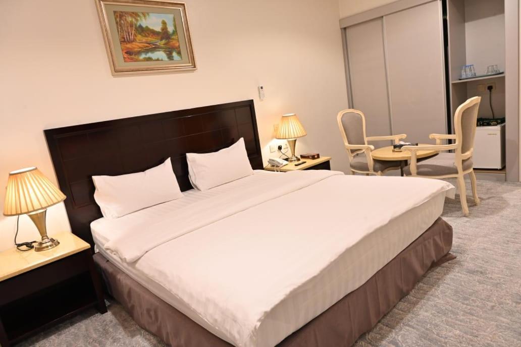 Al Furat Madayin Hotel Riyad Extérieur photo